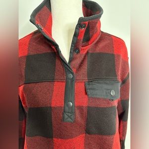 3/4 button Pull Over